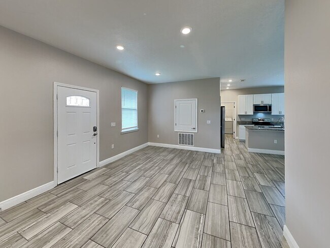 1957 Michigan Dr, Kissimmee, FL 34759 - photo 7