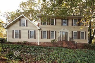 4640 Mountain Creek Dr NE, Roswell, GA 30075