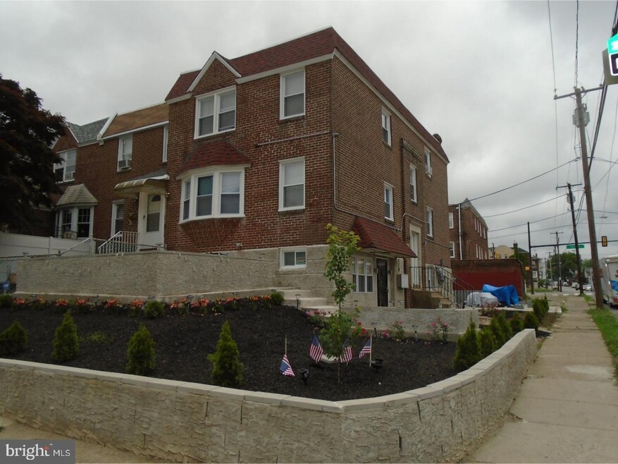 6550 N Gratz St unit A, Philadelphia, PA 19126 - photo 1