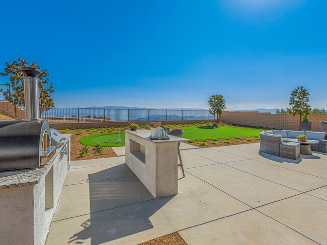 30113 Pinetree Ct, Castaic, CA 91384 - photo 7