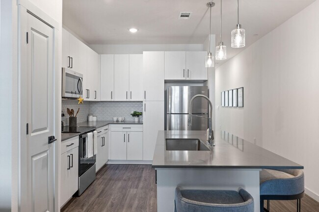 The Plaza Taos, Chandler, AZ 85286 - photo 4