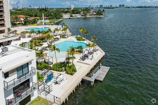 Biscayne Shores, Miami, FL 33181 - photo 7