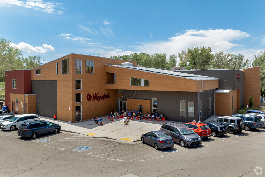Wasatch Charter School is a free school in Holladay that follows the Waldorf method.