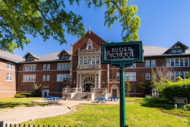 Buder Elementary located in the heart of The Southampton neighborhood celebrates more than 100 years of history.