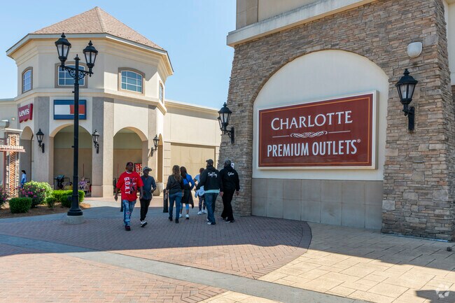 Dixie-Berryhill offers access to the popular outdoor mall, Charlotte Premium Outlets.