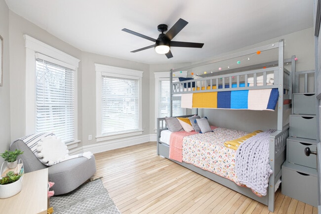 713 Crosby St unit ID1061099P, Akron, OH 44302 - photo 3