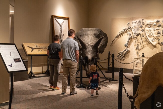 Bryan families visit Brazos Valley Museum for a day of exploration.