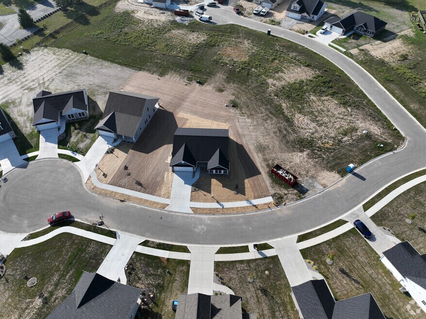 4831 Windrow Way, Fort Wayne, IN 46818 - photo 2