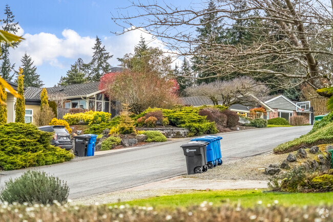 Discover the stunning homes throughout Island Point in south Mercer Island.