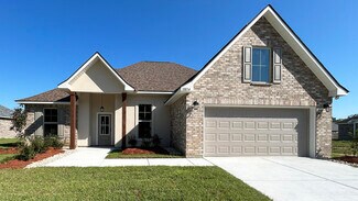 18834 Corlis Green Dr, Zachary, LA 70791