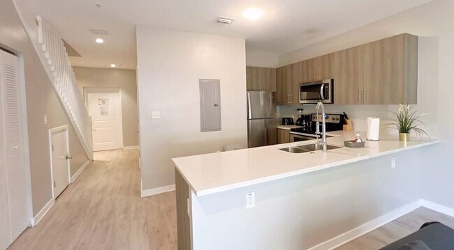 171 NW 158th St unit FL1-ID1022252P, Miami, FL 33169 - photo 3