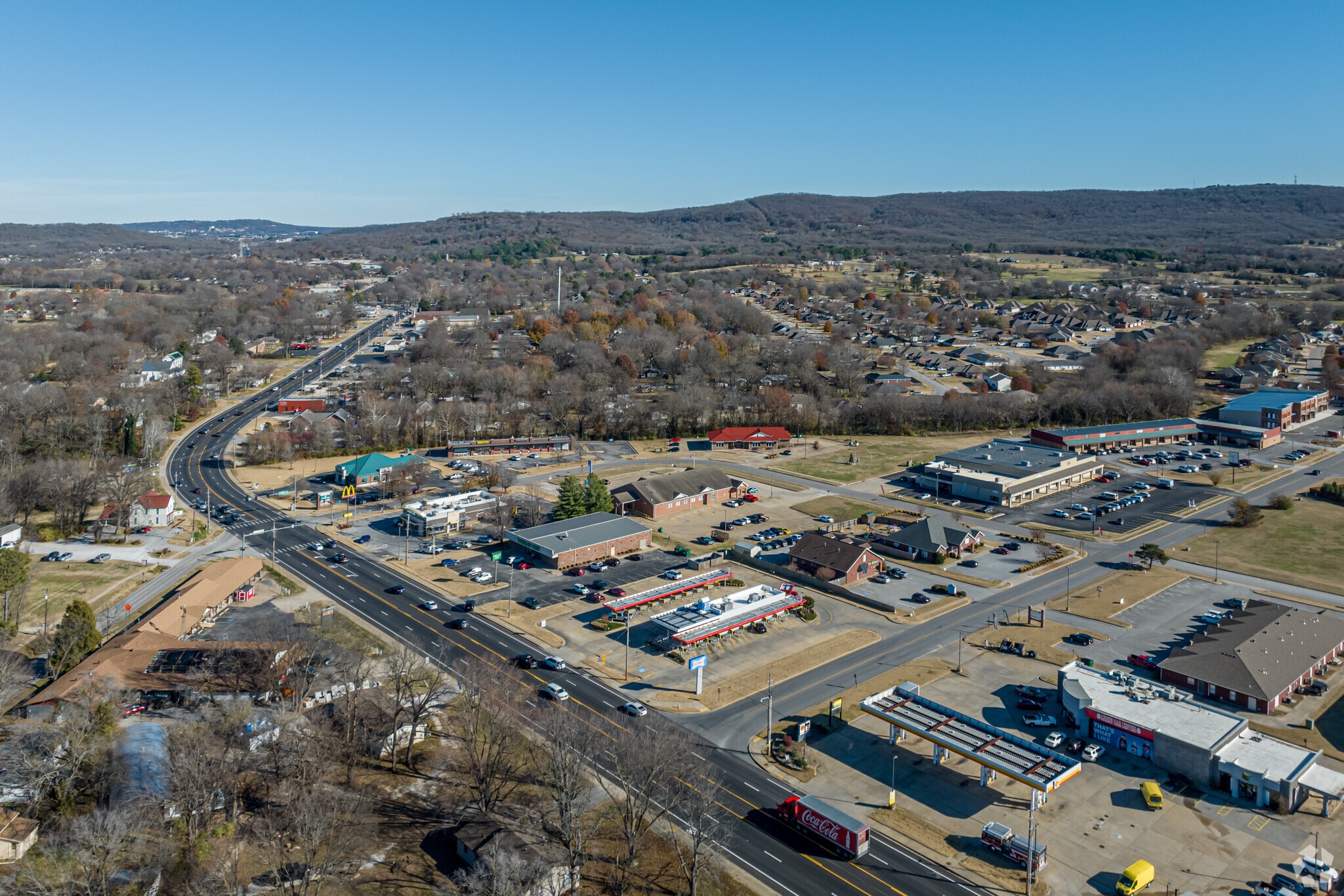 Highway 62 runs through the center of Farmington, connecting it to Fayetteville, across I-49.