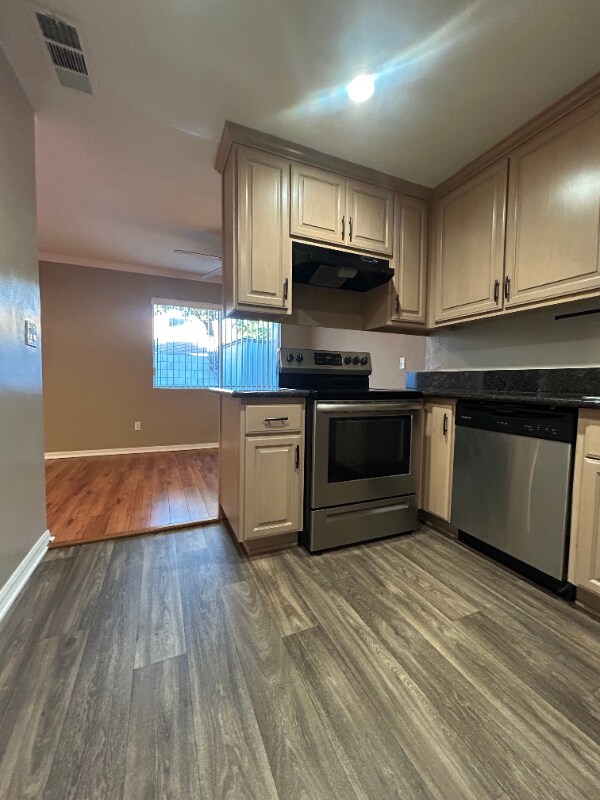 832 Bonita Ave unit 832, La Verne, CA 91750 - photo 6