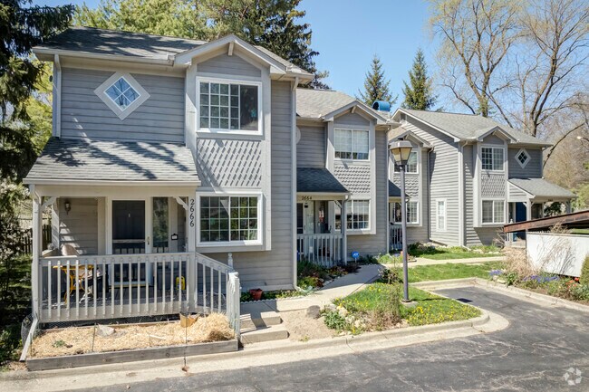 Kimberly Hills offers locals many different housing options including Townhouses.