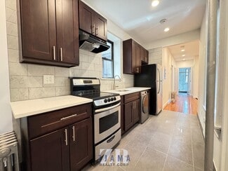 471 7th Ave Unit 2C, Brooklyn, NY 11215