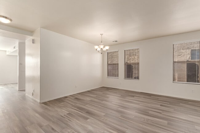 1927 W Fruit Tree Ln, San Tan Valley, AZ 85144 - photo 5