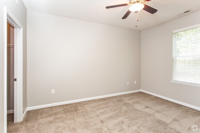 1BR, 1BA - 812 SF - Bentley Flat