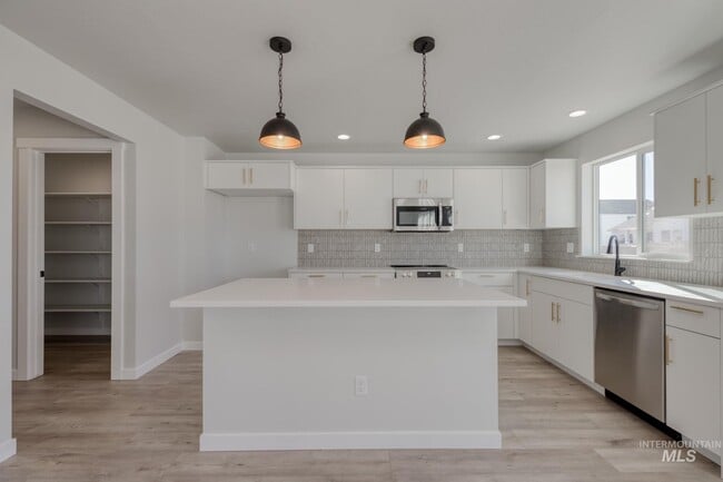 11104 W Teratai St, Star, ID 83669 - photo 3