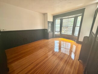 7 Balsam Ave Unit 2R, Troy, NY 12180