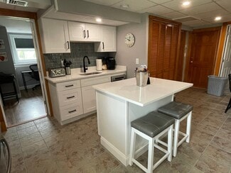 25 Winsor Rd Unit 2 Apartment, Billerica, MA 01821