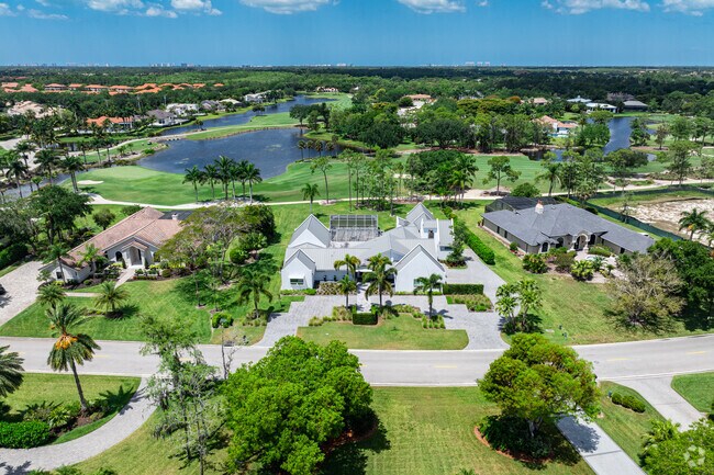 Quail Creek features large single-family homes built in a wide variety of styles.