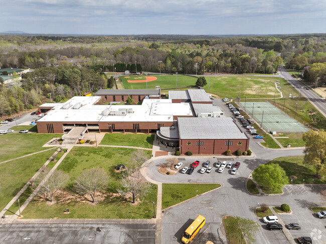 A view of the sprawling campus of Lincolnton High School.