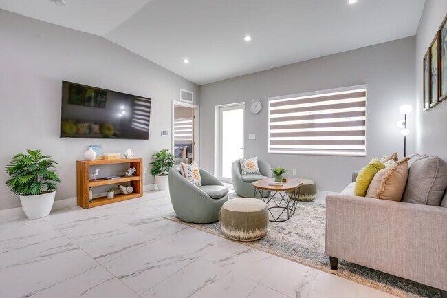 1371 NW 131st St unit ID1307157P, North Miami, FL 33167 - photo 3