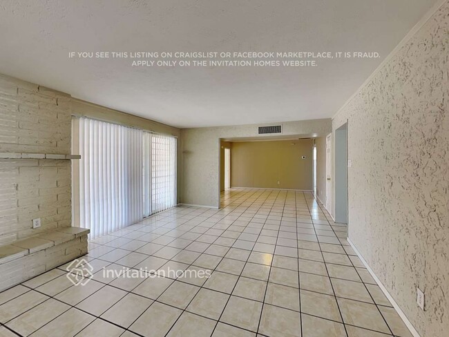 5501 W Heatherbrae Dr, Phoenix, AZ 85031 - photo 6