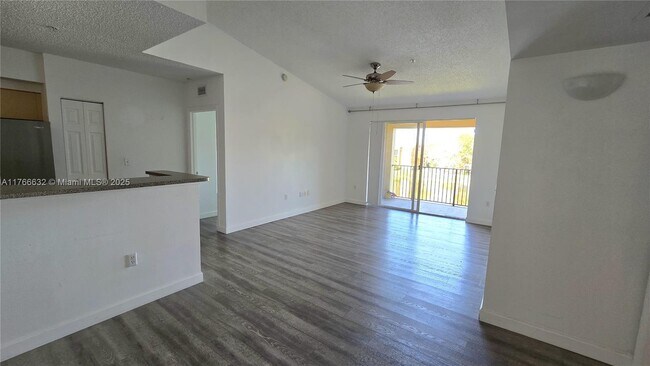 2200 E Preserve Way, Miramar, FL 33025 - photo 3