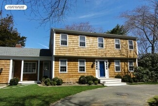 82 Toilsome Ln, East Hampton, NY 11937