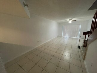 230 W 68th St Unit 210, Hialeah, FL 33014