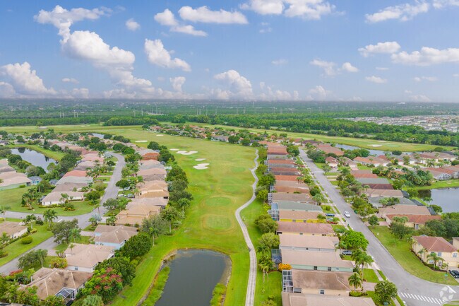 Residents of Saint Lucie North live minutes from top golf courses and clubs.