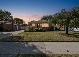 26805 Richard Dr, Warren, MI 48089