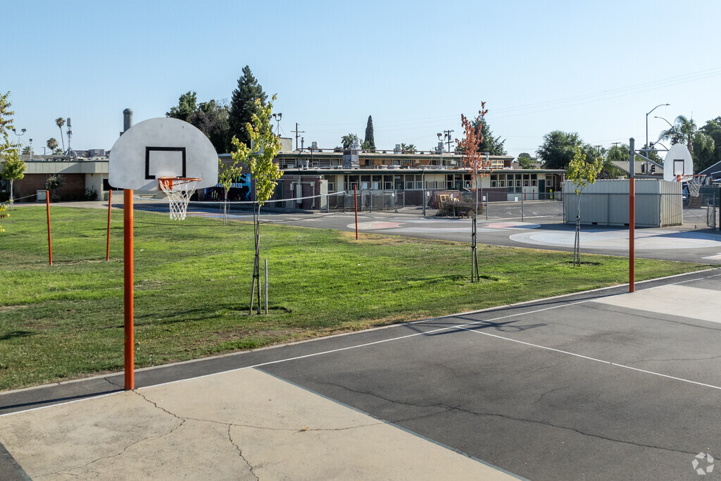 There is a basketball court Calwa Elementary School in Fresno.