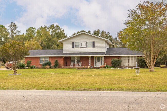 Colonial-style homes in Long Beach offer space for families and coastal charm.
