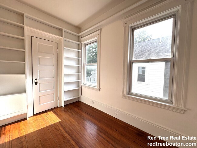 67 Washburn Ave unit 2, Cambridge, MA 02140 - photo 7