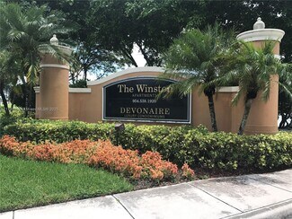 620 SW 111th Ave Unit 302, Pembroke Pines, FL 33025