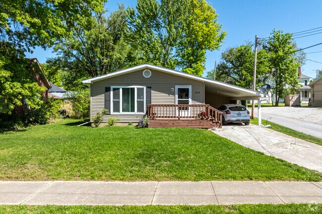 Rustic ranch-style homes may sit on corner lots covered in shade trees in Chillicothe.