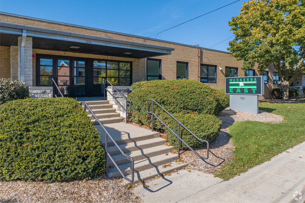 The entrance at East Alternative School.