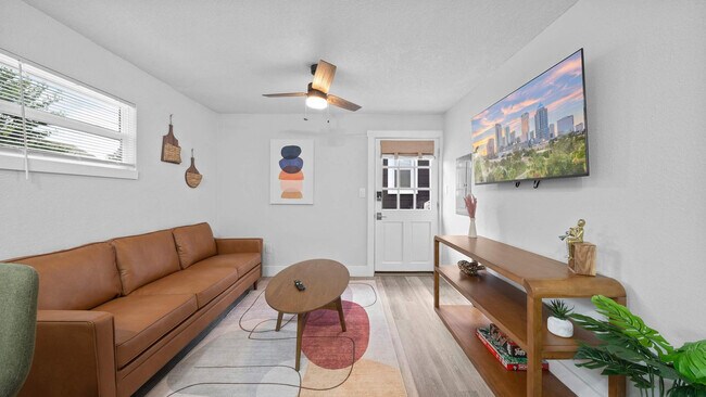 1007 E Comanche Ave unit ID1271933P, Tampa, FL 33604 - photo 2