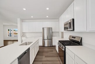 6849 Tucson Rd, Schererville, IN 46375