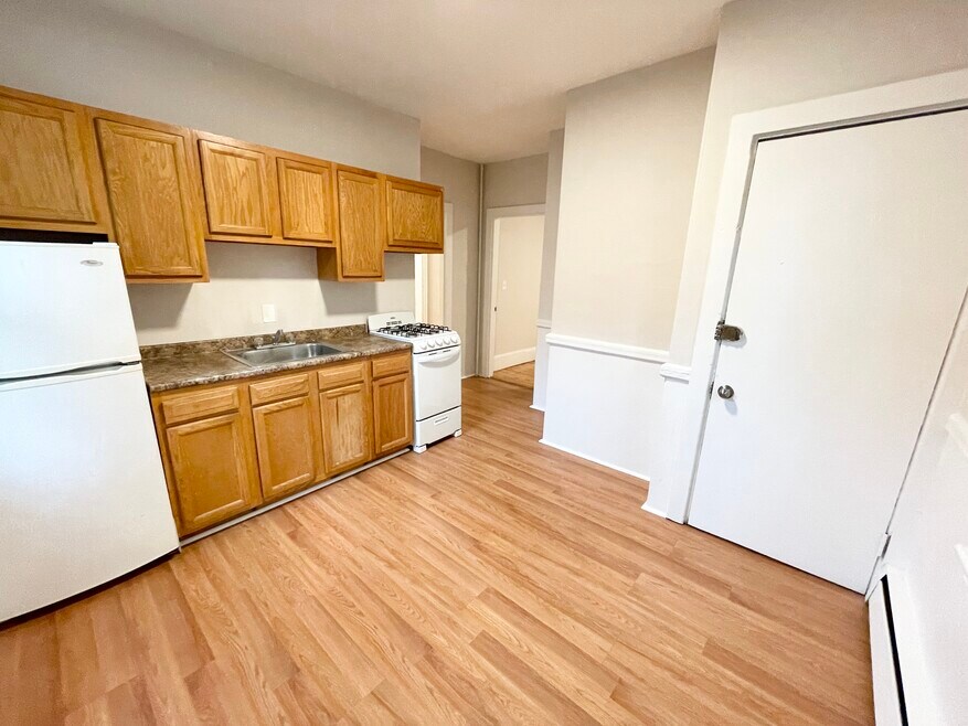 1578 Tremont St unit 3, Roxbury Crossing, MA 02120 - photo 1