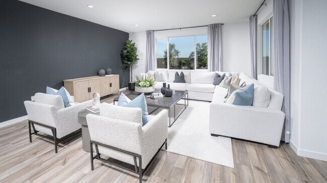 10842 Coral Reef Ln, Stockton, CA 95219 - photo 4