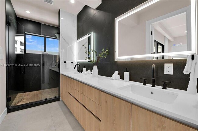 921 NE 17th Terrace, Fort Lauderdale, FL 33304 - photo 6