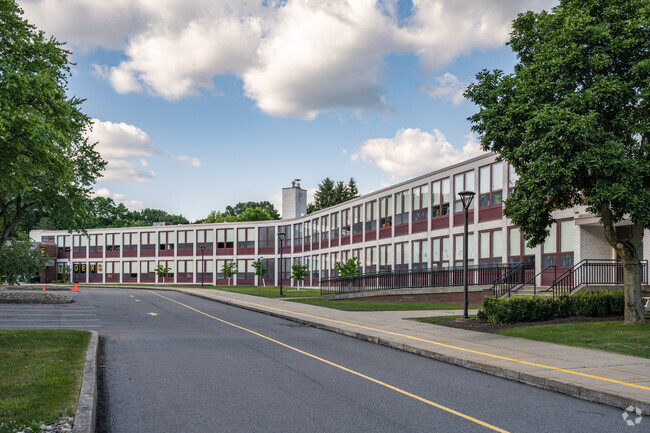 Ingomar Middle School educates the youths of the neighborhood for a brighter future.