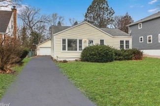 4342 Washington St, Downers Grove, IL 60515