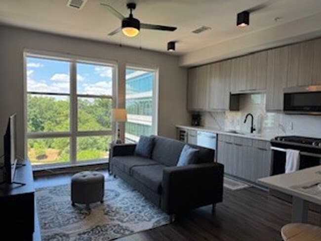 3699 Lenox Rd NE unit ID1325109P, Atlanta, GA 30305 - photo 2