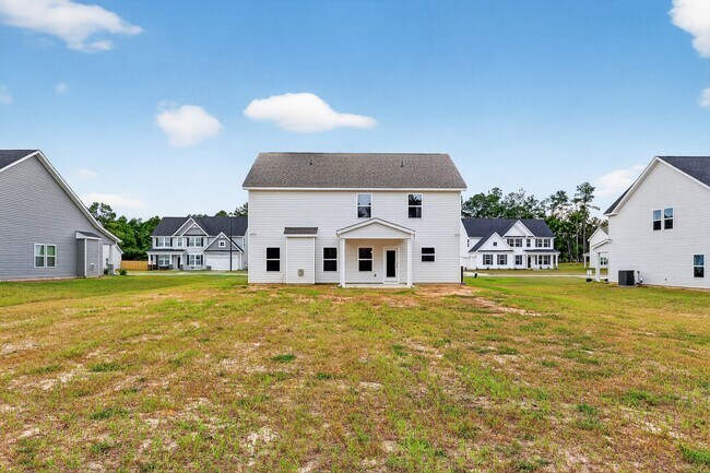 320 Pinnacle Ct, Raeford, NC 28376 - photo 6