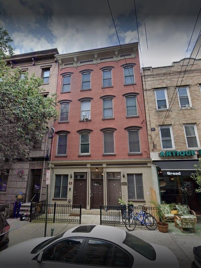 120 Willow Ave Unit 6, Hoboken, NJ 07030