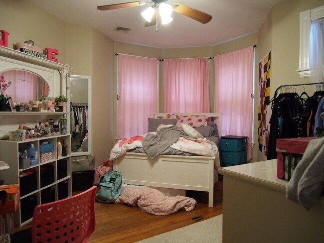 129 Cedar St unit 3, Roxbury, MA 02119 - photo 4